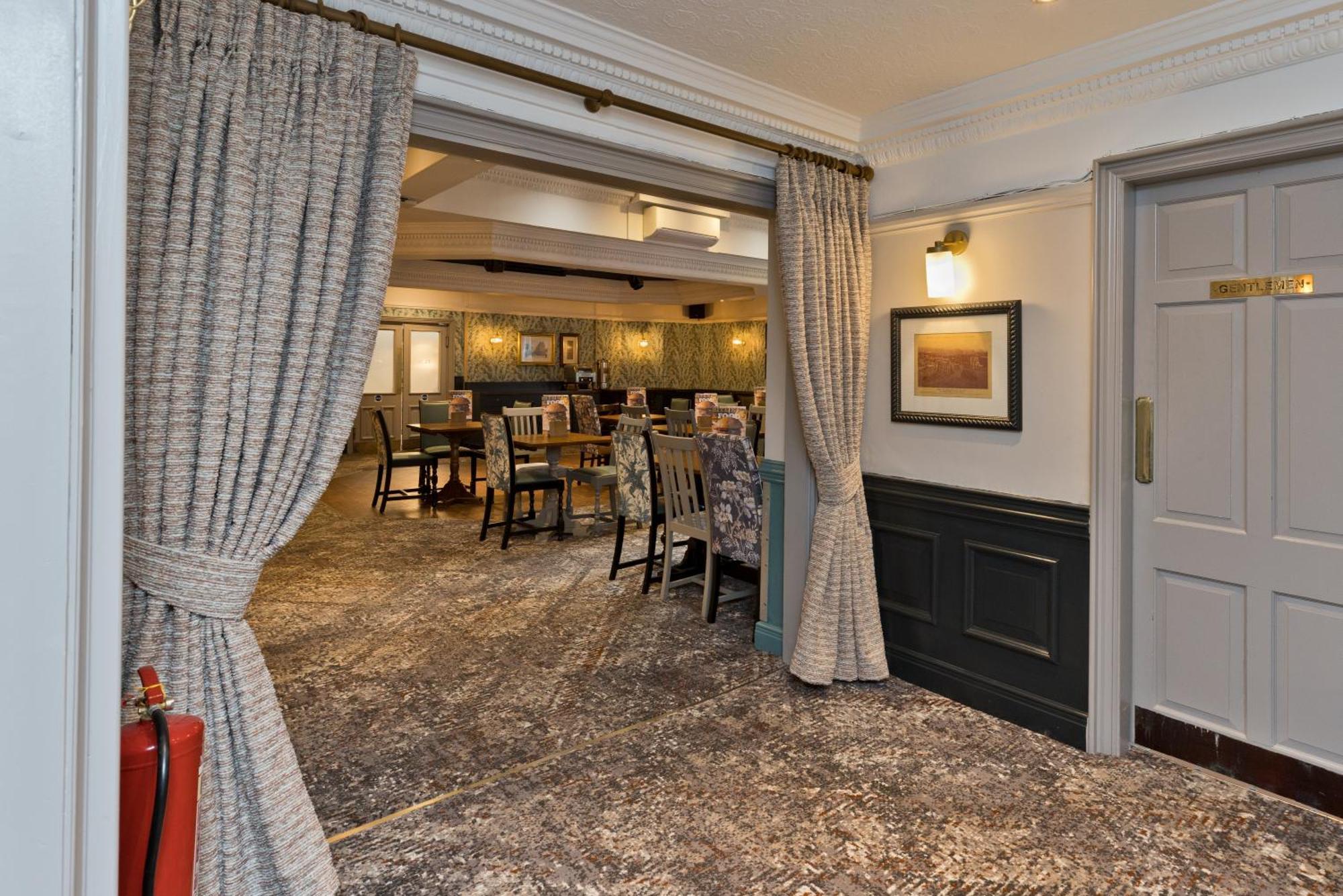 Blue Bell Lodge Hotel Мидлсбро Экстерьер фото