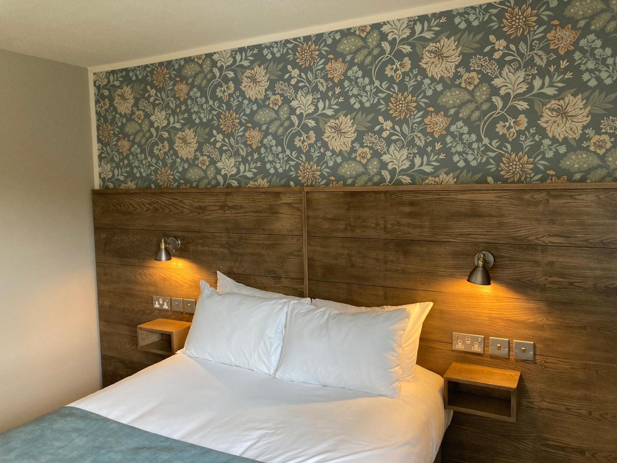 Blue Bell Lodge Hotel Мидлсбро Экстерьер фото